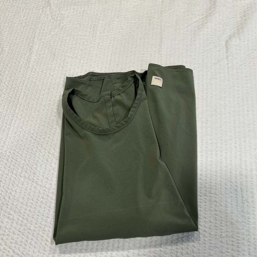 Vuori olive green villa tank size S women